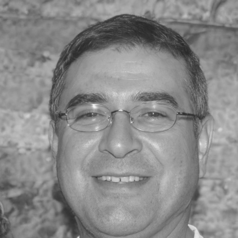 Kamon Thanakit, Software Development Manager