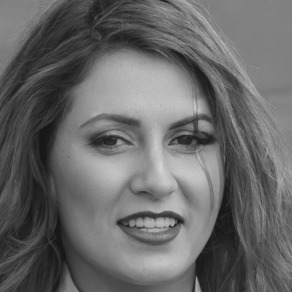 Ruxandra Kowalski, UAT coordination instructor with 8 years experience